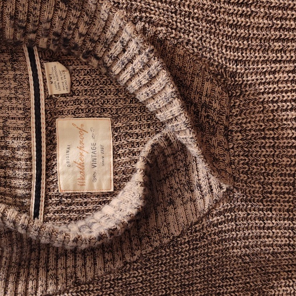 Cozy, vintage, shaker-knit sweater. Oatmeal & Black space dyed. - Picture 4 of 5